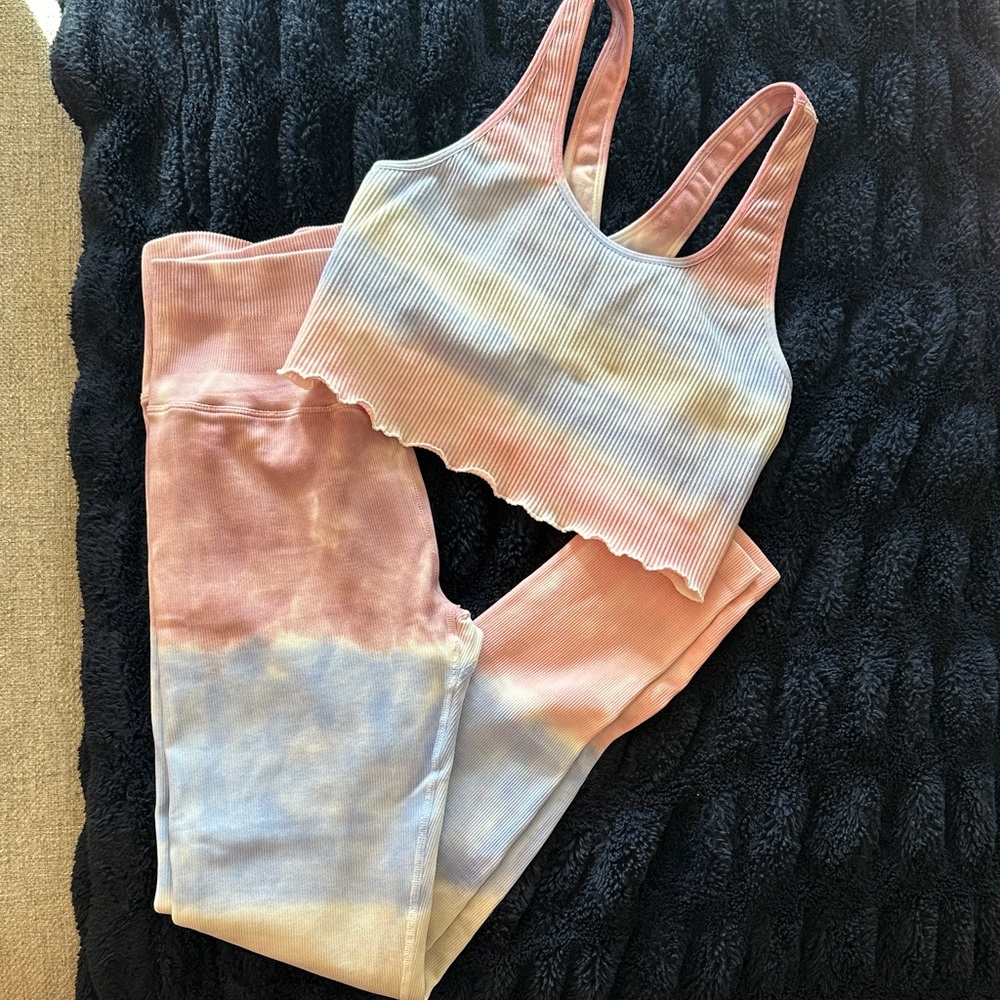 Spiritual Gangster Pink and Blue Tie-Dye Sports Bra and Leggings Set